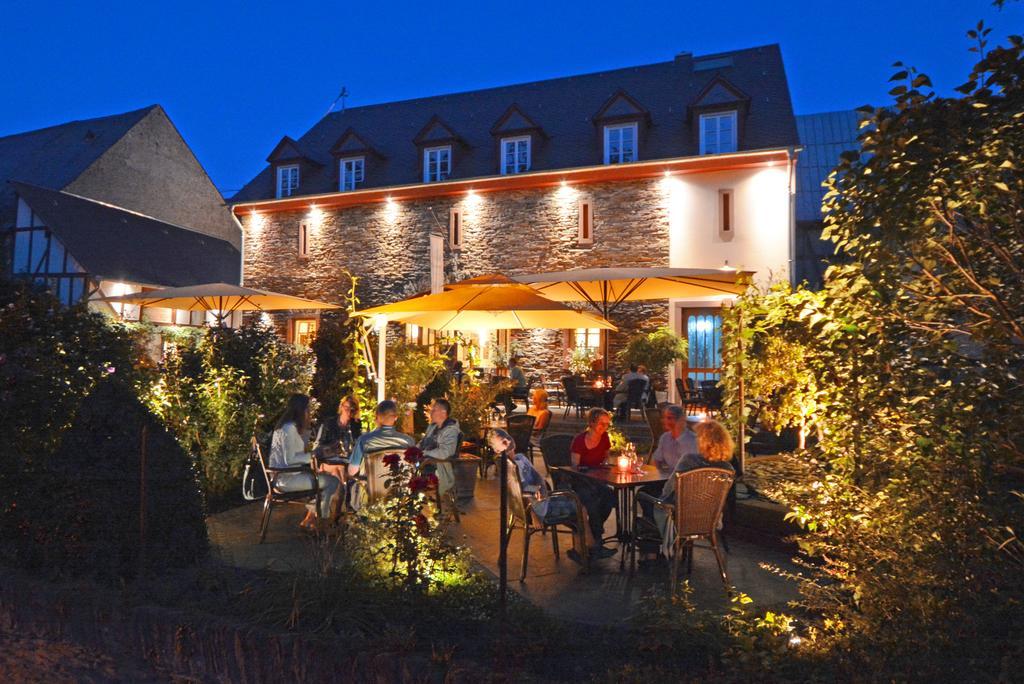 Juffer Flair Restaurant Gaestehaus Brauneberg Exterior photo