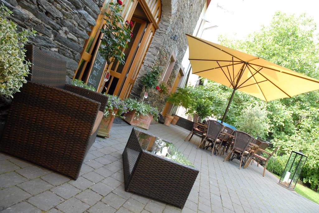 Juffer Flair Restaurant Gaestehaus Brauneberg Room photo