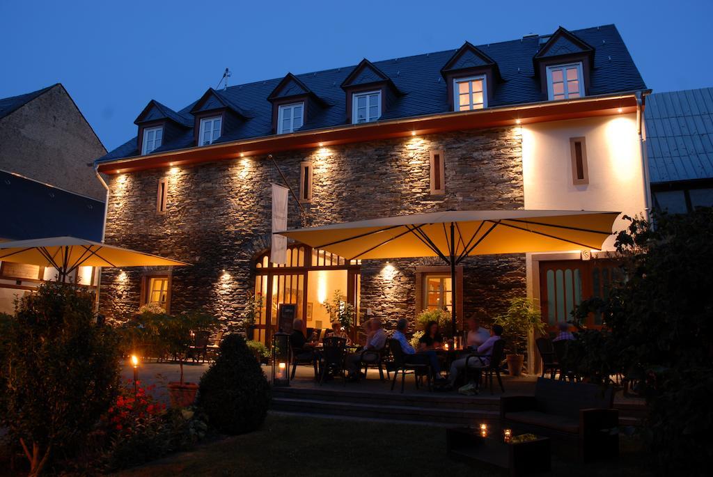 Juffer Flair Restaurant Gaestehaus Brauneberg Exterior photo